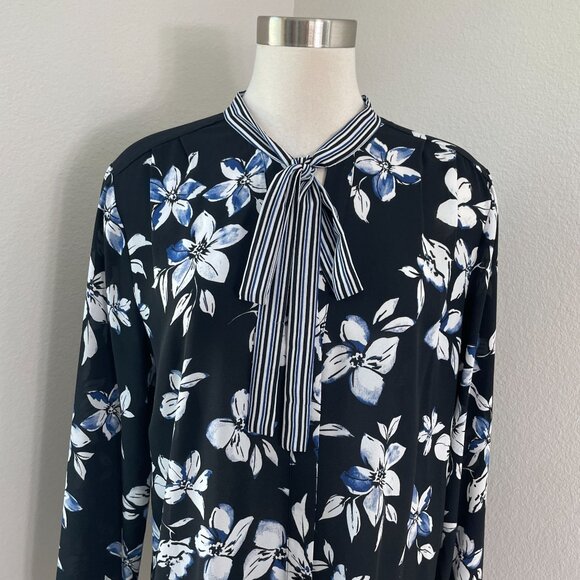 Nydj Womens Large Blue White Black Floral Tie Neck Blouse Long Sleeve Shirt Top - Picture 3 of 11